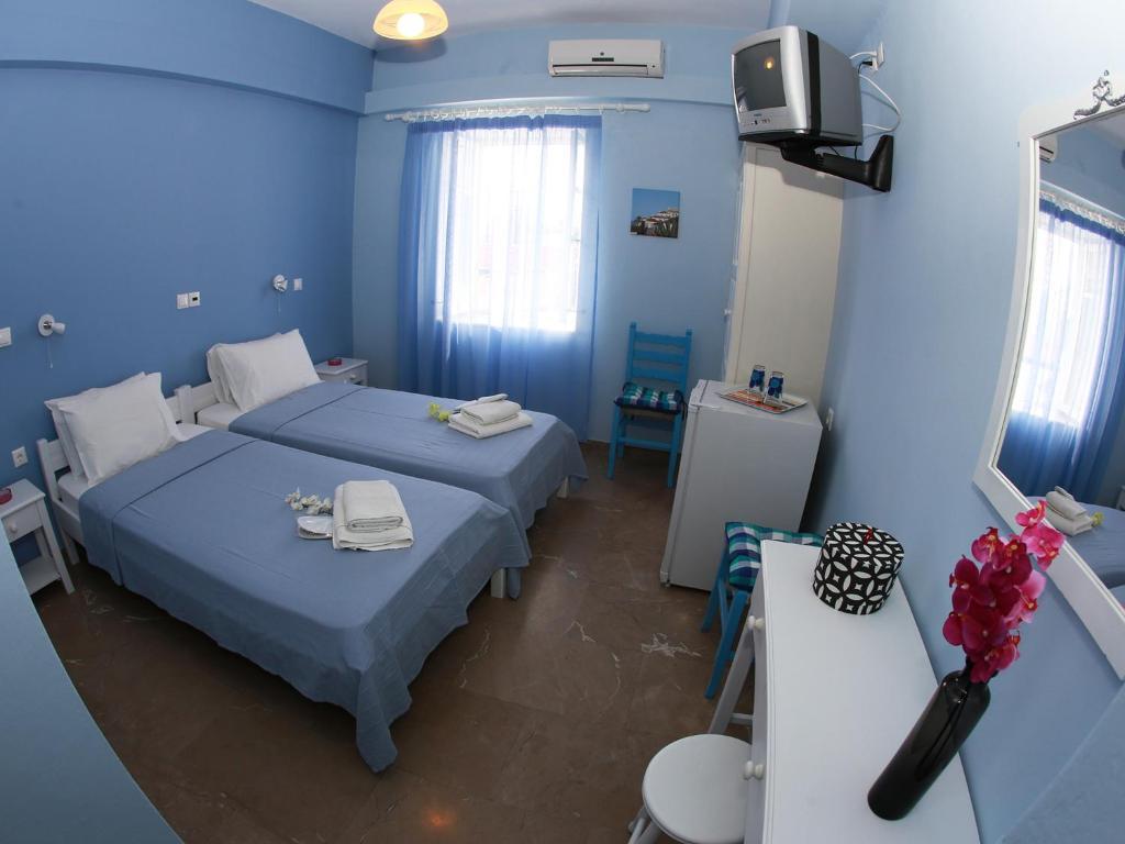 Theano Guesthouse هيدرا المظهر الخارجي الصورة